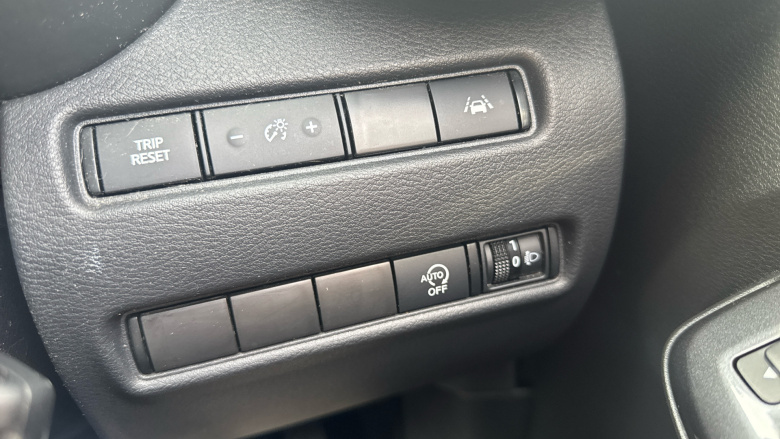 Nissan Juke 1.0 DiG-T 114 Acenta 5dr Petrol Hatchback